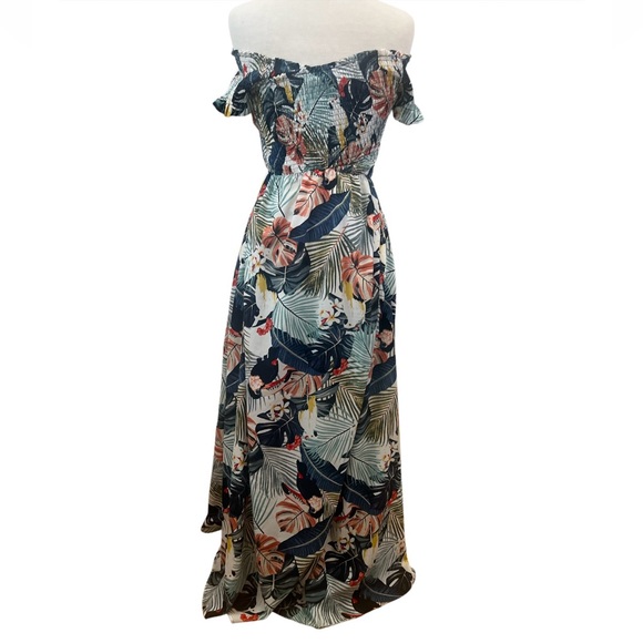 AAKKA - Smocked Floral Off-Shoulder Maxi Dress - Picture 6 of 7